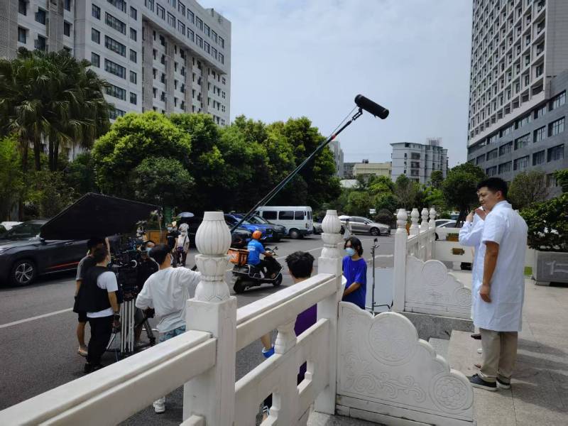 岚县广告片拍摄公司低成本实现高规格制作的诀窍